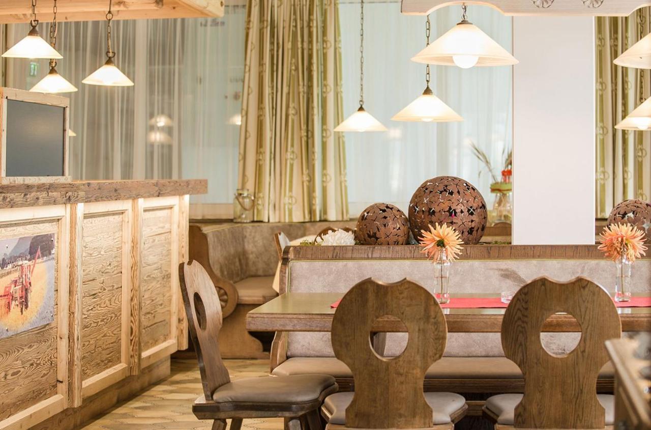 Hotel & Restaurant Rupertigau ヴァルス エクステリア 写真