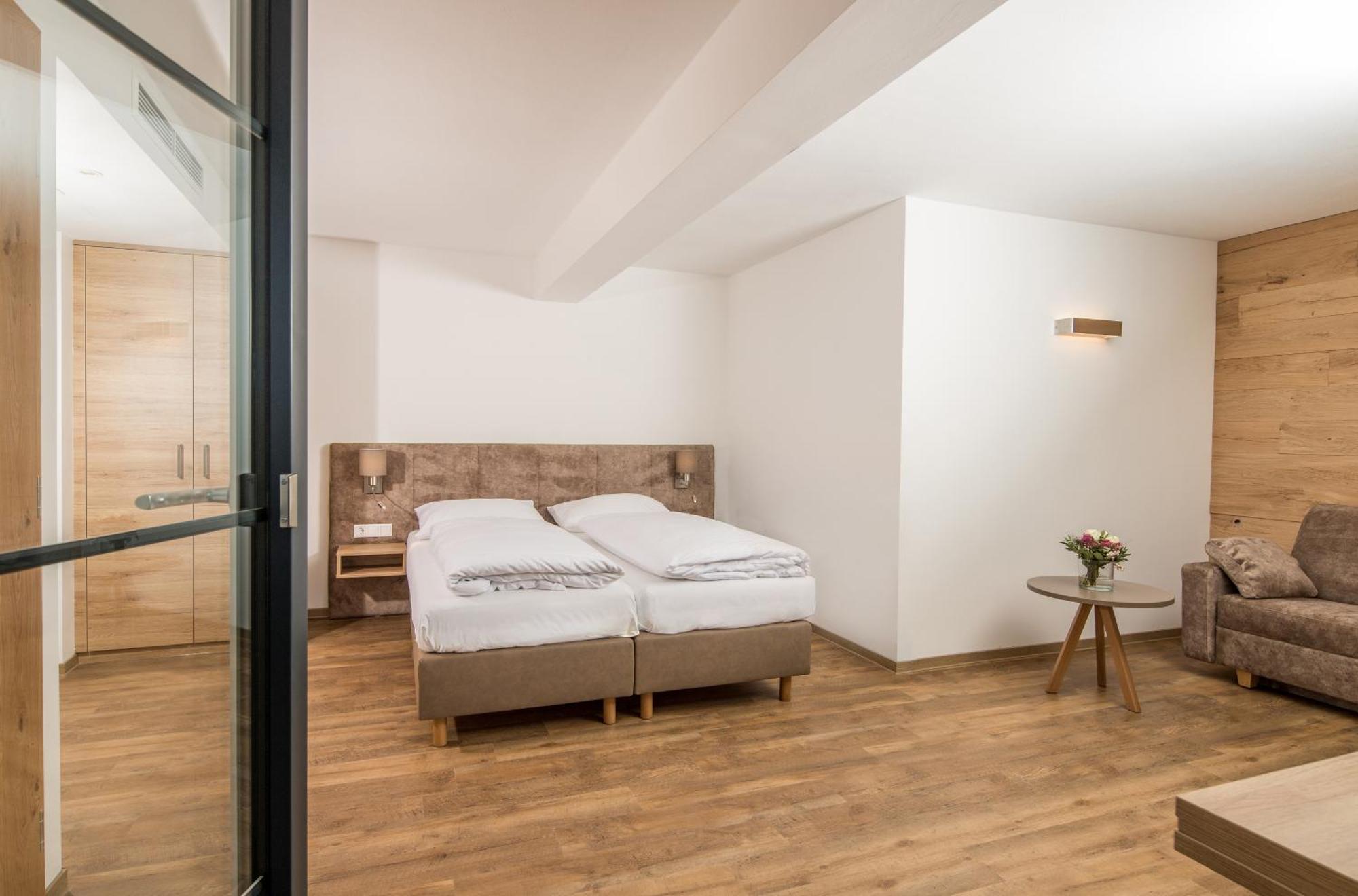 Hotel & Restaurant Rupertigau ヴァルス エクステリア 写真